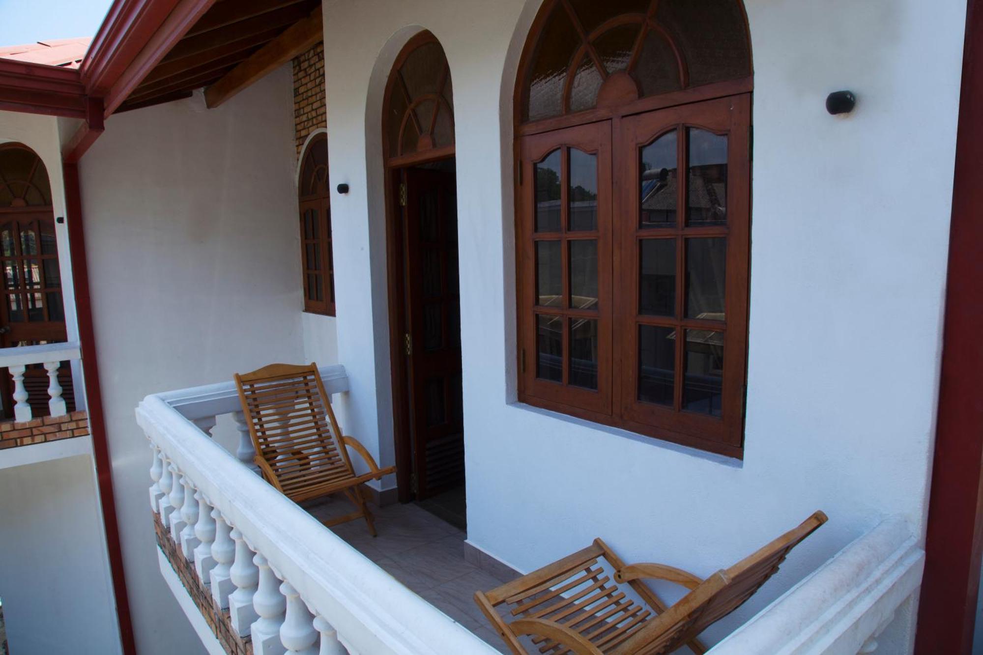 Kan̆Du Kandy Exterior photo